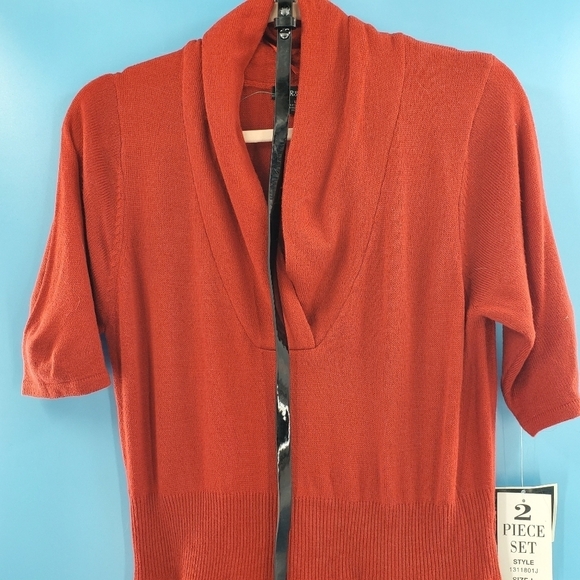 NWT R&K red knit dress with black belt Lg - Picture 10 of 16